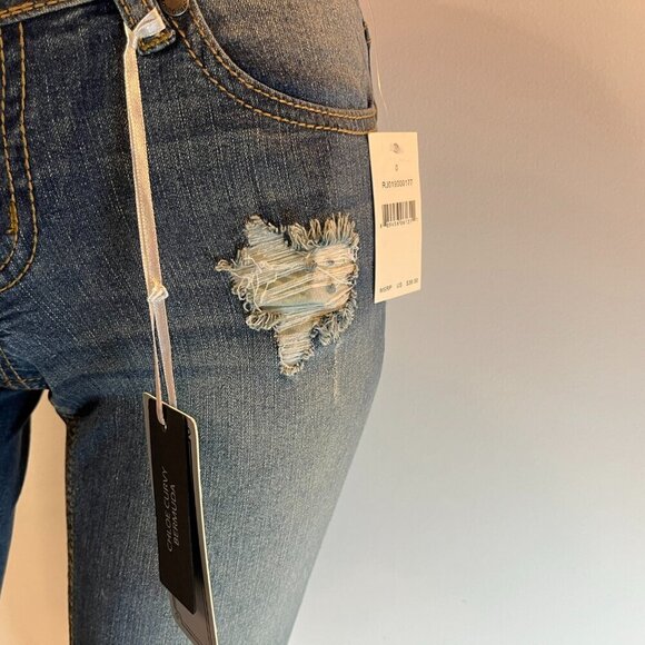 RAMPAGE Women's Denim Curvy Cut Off Shorts - Size 0 - NWT $39 - Picture 2 of 4